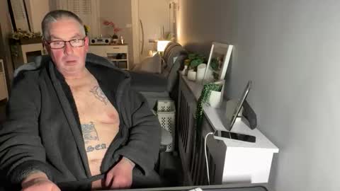 Snapshot of mtb1697 chatting on February 8, 11:52 pm mtb1697 online show from February 8, 11:52 pm