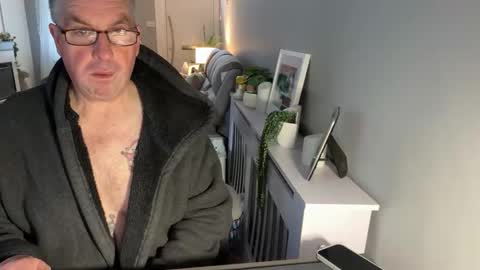 Snapshot of mtb1697 chatting on February 11, 8:52 am mtb1697 online show from February 11, 8:52 am