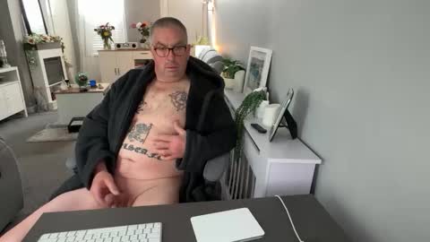 Snapshot of mtb1697 chatting on March 9, 10:52 am mtb1697 online show from March 9, 10:52 am