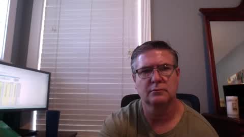 Snapshot of mtbrdr73 chatting on September 12, 9:37 pm mtbrdr73 online show from September 12, 9:37 pm