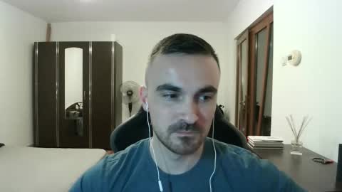 Victor online show from February 25, 6:50 pm