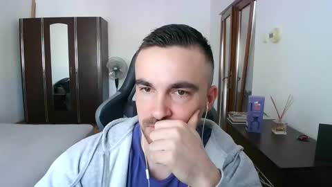 Victor online show from April 4, 8:23 am