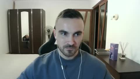 Victor online show from April 13, 6:13 pm