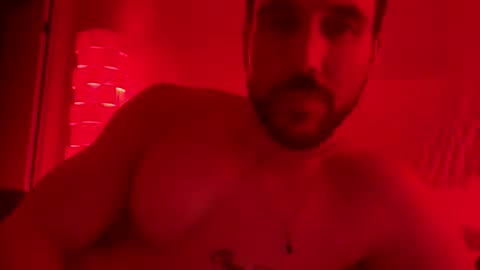 muchachote_ online show from December 18, 5:24 am