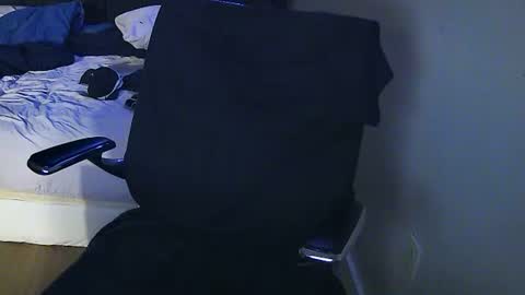 Muffdiver online show from January 15, 11:00 am