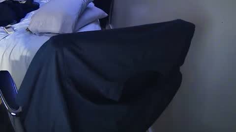 Muffdiver online show from February 5, 6:46 am