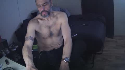 Muffdiver online show from March 5, 12:17 am