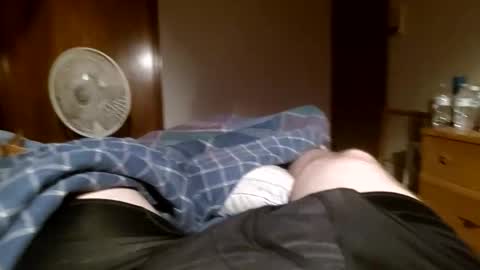 Snapshot of mugglesmuggler chatting on May 17, 2:31 am mugglesmuggler online show from May 17, 2:31 am