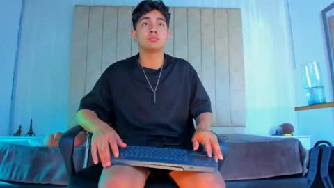 Snapshot of muichiro_tokito1 chatting on January 17, 3:23 am muichiro tokito1 online show from January 17, 3:23 am