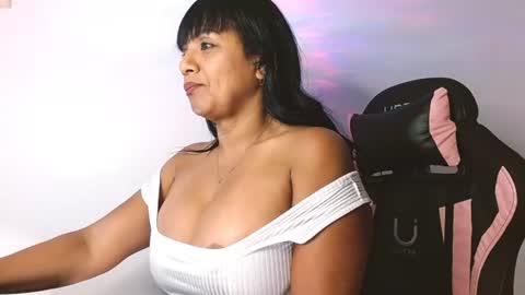 Snapshot of muladefuego chatting on July 6, 9:06 am yuli online show from July 6, 9:06 am