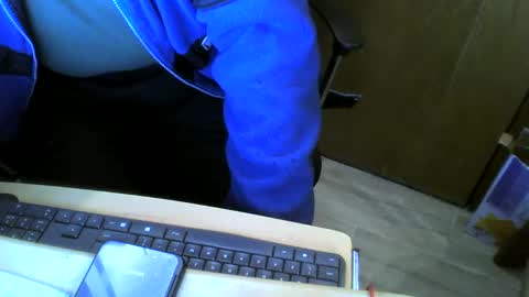 Snapshot of muller520 chatting on December 29, 8:33 am muller520 online show from December 29, 8:33 am