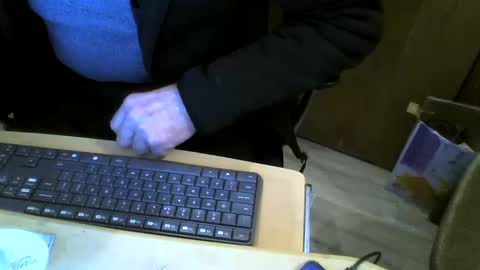 Snapshot of muller520 chatting on January 1, 7:41 am muller520 online show from January 1, 7:41 am