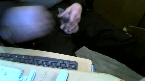 Snapshot of muller520 chatting on January 1, 7:10 pm muller520 online show from January 1, 7:10 pm