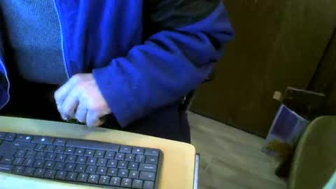 Snapshot of muller520 chatting on January 5, 12:42 pm muller520 online show from January 5, 12:42 pm