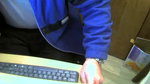 Snapshot of muller520 chatting on January 19, 4:33 am muller520 online show from January 19, 4:33 am