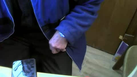 Snapshot of muller520 chatting on January 20, 1:21 pm muller520 online show from January 20, 1:21 pm