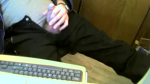 Snapshot of muller520 chatting on February 2, 6:26 am muller520 online show from February 2, 6:26 am