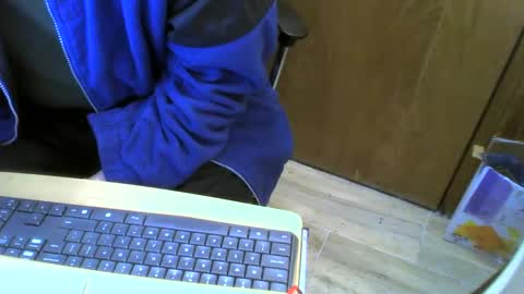 Snapshot of muller520 chatting on February 9, 8:22 am muller520 online show from February 9, 8:22 am
