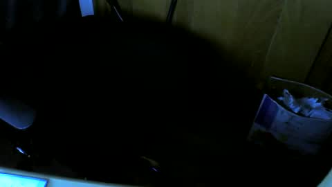 Snapshot of muller520 chatting on February 21, 7:54 pm muller520 online show from February 21, 7:54 pm
