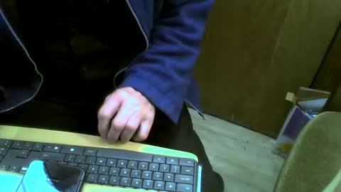 Snapshot of muller520 chatting on February 25, 3:49 pm muller520 online show from February 25, 3:49 pm