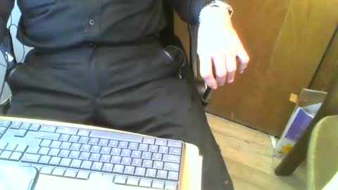 Snapshot of muller520 chatting on March 7, 2:45 pm muller520 online show from March 7, 2:45 pm