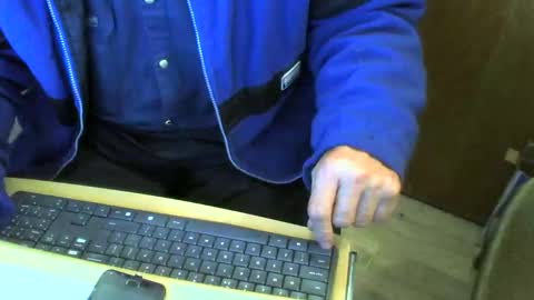 Snapshot of muller520 chatting on September 17, 5:03 pm muller520 online show from September 17, 5:03 pm