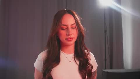 Snapshot of multifruiti chatting on October 12, 7:07 am Kira online show from October 12, 7:07 am