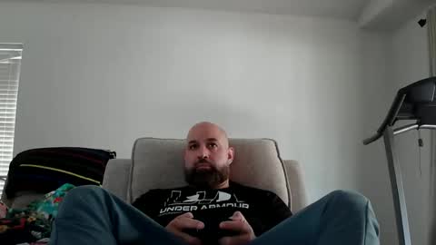 Snapshot of munchies420 chatting on March 4, 6:36 pm Bearded online show from March 4, 6:36 pm