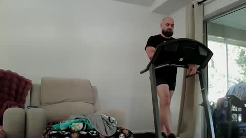 Snapshot of munchies420 chatting on April 20, 11:46 am Bearded online show from April 20, 11:46 am