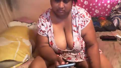 Snapshot of munniegalz1 chatting on May 24, 6:51 am your angel online show from May 24, 6:51 am