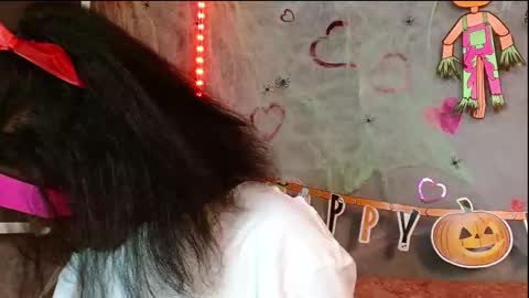 Snapshot of mupitta_sweett chatting on October 27, 6:45 pm Leidy online show from October 27, 6:45 pm