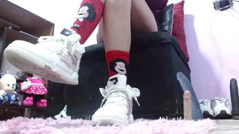 Snapshot of murielbrown chatting on February 21, 1:33 am Muriel online show from February 21, 1:33 am