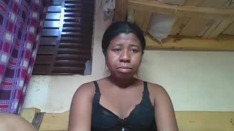 Snapshot of murielleee chatting on March 15, 11:05 am murielleee online show from March 15, 11:05 am