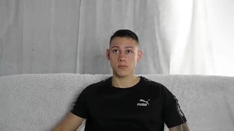 muscle_king_cum online show from October 28, 1:36 pm