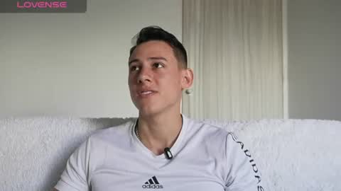 muscle_king_cum online show from July 27, 3:52 pm