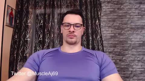 Snapshot of muscleaj69 chatting on January 18, 3:59 pm AJ online show from January 18, 3:59 pm