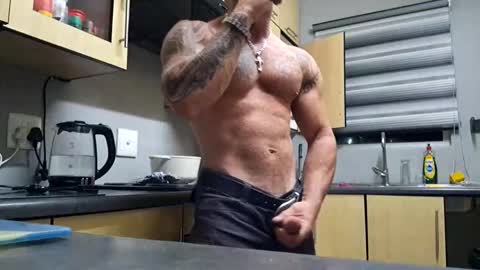 Snapshot of muscledaddy69s chatting on March 4, 2:17 am muscledaddy69s online show from March 4, 2:17 am