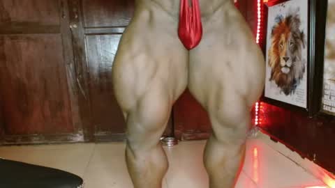 Snapshot of musclegodsammy23 chatting on May 29, 8:29 pm musclegod23 online show from May 29, 8:29 pm