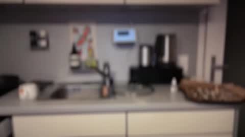 Snapshot of musclehair3 chatting on April 22, 9:38 pm musclehair3 online show from April 22, 9:38 pm