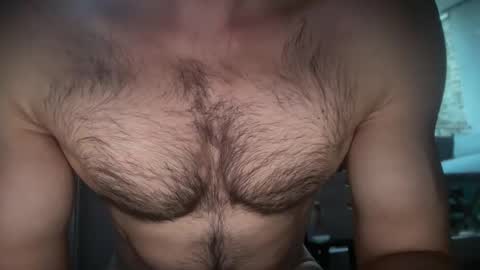 Snapshot of musclehair3 chatting on April 25, 6:27 pm musclehair3 online show from April 25, 6:27 pm