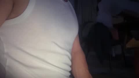 Snapshot of musclehair3 chatting on April 29, 7:09 pm musclehair3 online show from April 29, 7:09 pm