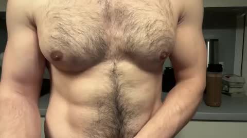 Snapshot of musclehair3 chatting on May 20, 9:32 pm musclehair3 online show from May 20, 9:32 pm