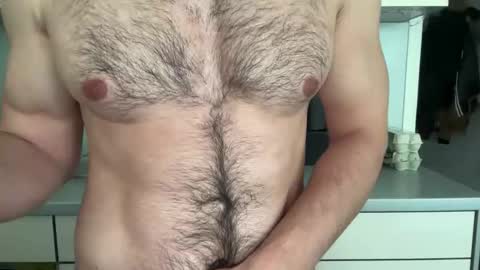 Snapshot of musclehair3 chatting on May 23, 8:07 am musclehair3 online show from May 23, 8:07 am