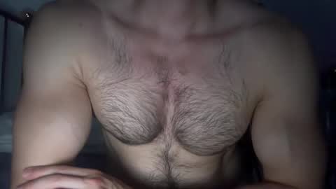 Snapshot of musclehair3 chatting on May 29, 9:02 pm musclehair3 online show from May 29, 9:02 pm
