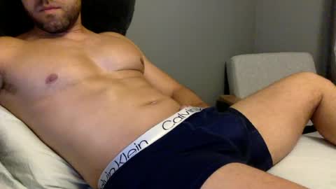 Snapshot of muscles4same chatting on July 16, 3:01 am muscles4same online show from July 16, 3:01 am