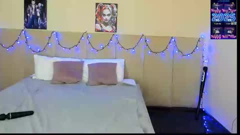 Snapshot of musclexxxbarbie chatting on March 2, 3:45 am Eva online show from March 2, 3:45 am