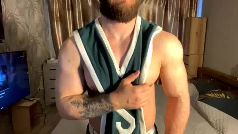 Snapshot of muscularjuggler chatting on March 18, 3:09 am muscularjuggler online show from March 18, 3:09 am
