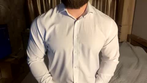 Snapshot of muscularjuggler chatting on March 23, 4:11 pm muscularjuggler online show from March 23, 4:11 pm