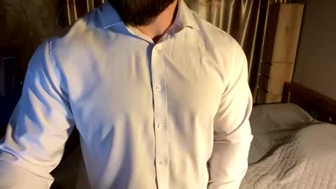 Snapshot of muscularjuggler chatting on March 29, 2:06 pm muscularjuggler online show from March 29, 2:06 pm