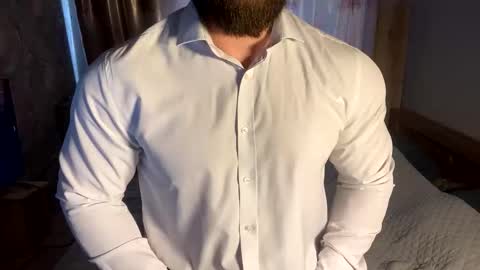 Snapshot of muscularjuggler chatting on April 4, 3:38 am muscularjuggler online show from April 4, 3:38 am